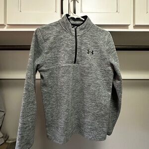Gray long sleeve fleece 1/4 zip youth large